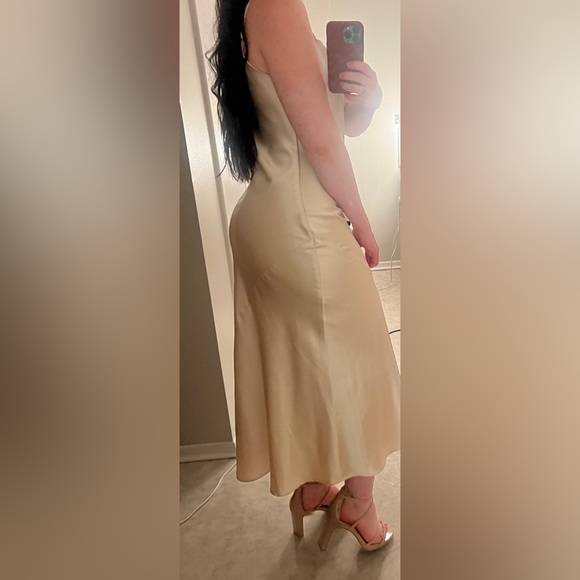 COPY - Park and Fifth Waldorf Dress - Picture 4 of 4